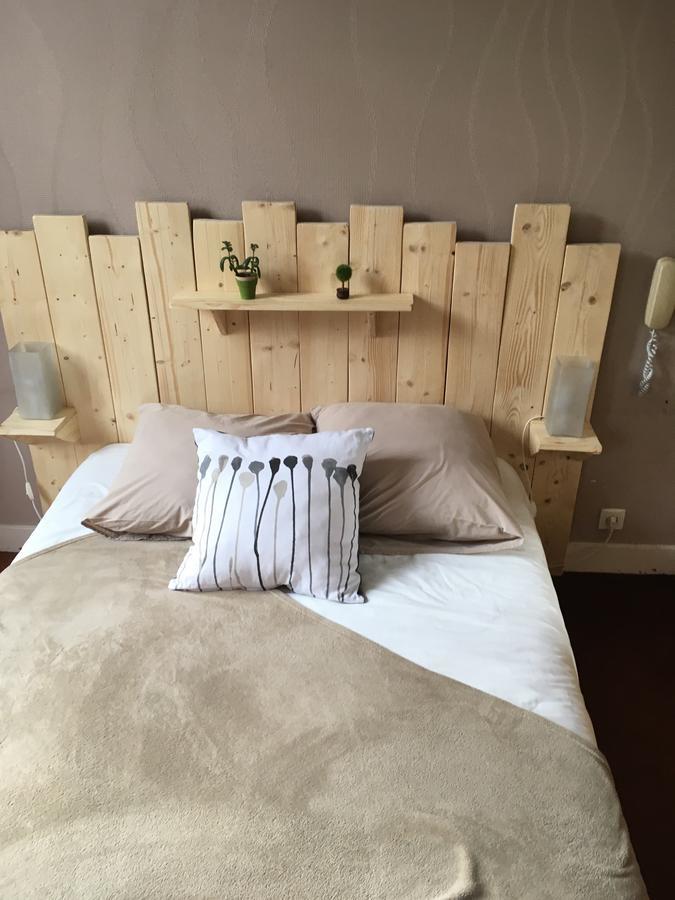 Hotel Restaurant Le Cheval Blanc Argentre-du-Plessis Ngoại thất bức ảnh